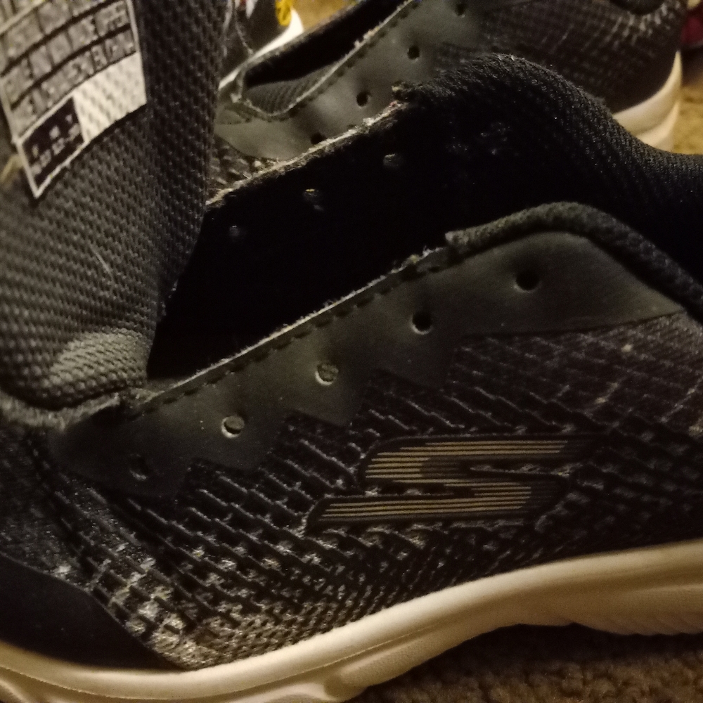 Shoes - Picture 2 of 5